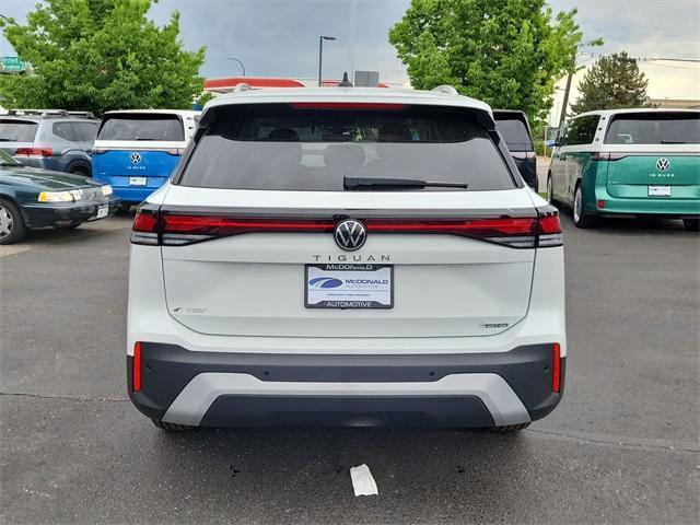 new 2025 Volkswagen Tiguan car, priced at $31,672