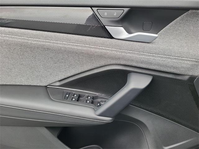 new 2025 Volkswagen Tiguan car, priced at $31,672