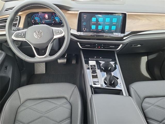 new 2025 Volkswagen Atlas car, priced at $44,353