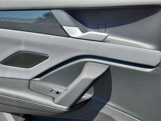 new 2025 Volkswagen Tiguan car, priced at $37,766