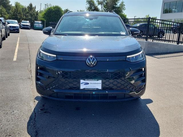 new 2025 Volkswagen Tiguan car, priced at $37,766