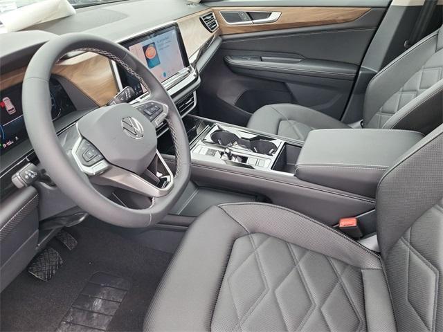 new 2025 Volkswagen Atlas car, priced at $42,648