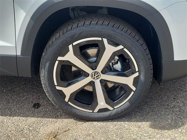 new 2025 Volkswagen Taos car, priced at $32,579