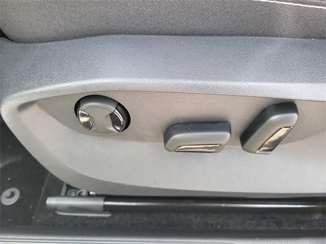 new 2025 Volkswagen Taos car, priced at $32,579