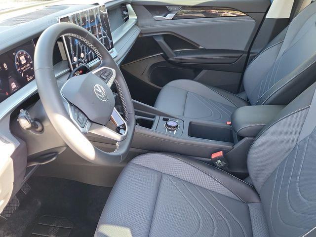 new 2025 Volkswagen Tiguan car, priced at $33,412