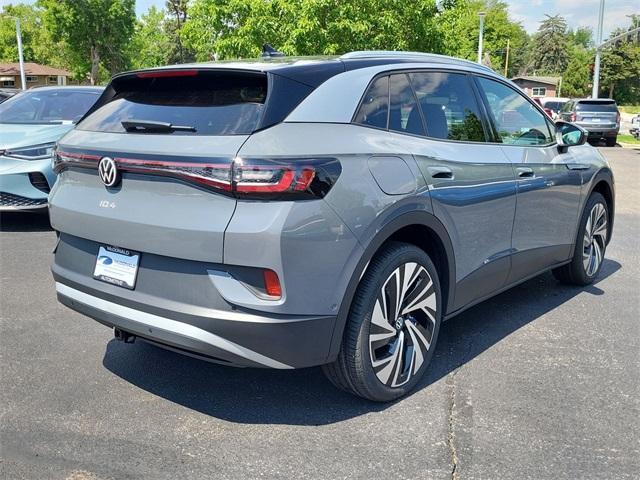 new 2025 Volkswagen ID.4 car, priced at $44,593