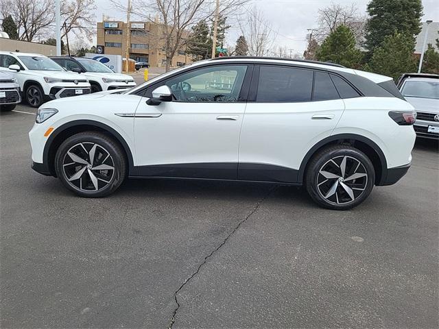 new 2025 Volkswagen ID.4 car, priced at $43,433