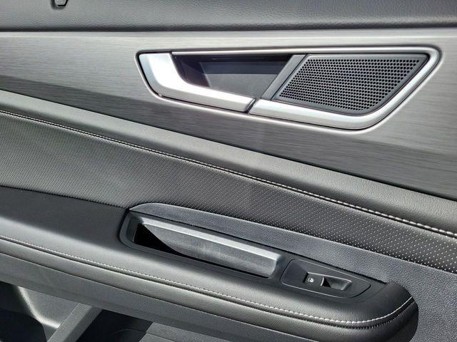 new 2026 Volkswagen Atlas Cross Sport car