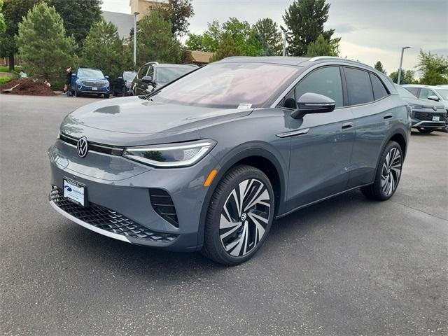 new 2025 Volkswagen ID.4 car, priced at $42,593