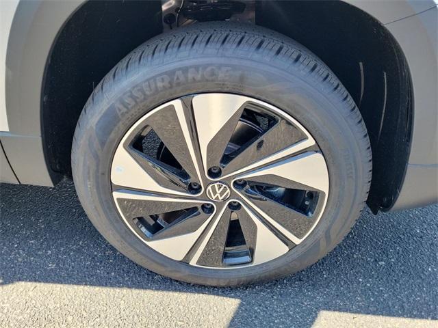 new 2025 Volkswagen Taos car, priced at $31,674