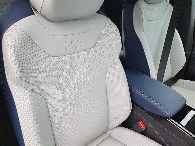 new 2025 Volkswagen ID.4 car, priced at $46,093