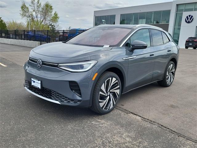 new 2025 Volkswagen ID.4 car, priced at $46,093