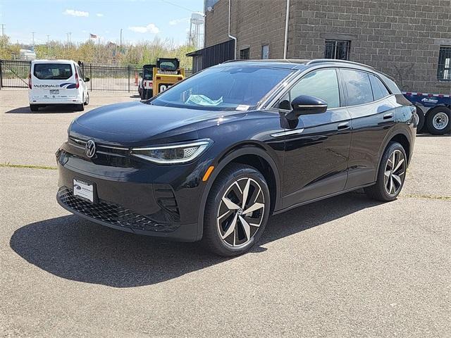 new 2025 Volkswagen ID.4 car, priced at $46,847