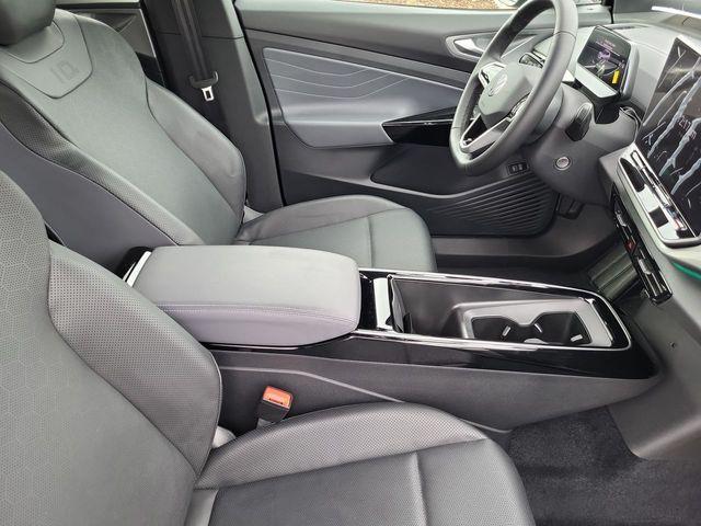 new 2025 Volkswagen ID.4 car, priced at $48,193