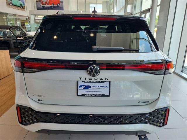 new 2025 Volkswagen Tiguan car, priced at $37,833