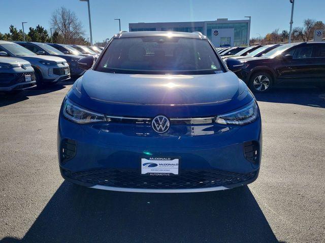 new 2025 Volkswagen ID.4 car, priced at $48,288