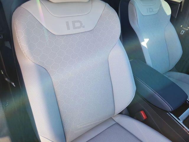 new 2025 Volkswagen ID.4 car, priced at $48,288