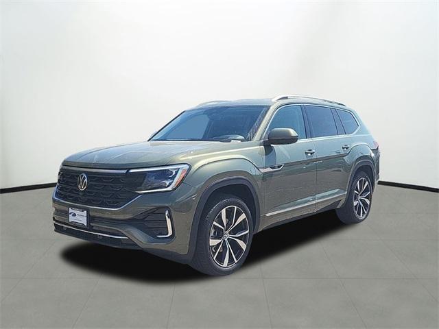 new 2025 Volkswagen Atlas car, priced at $51,714