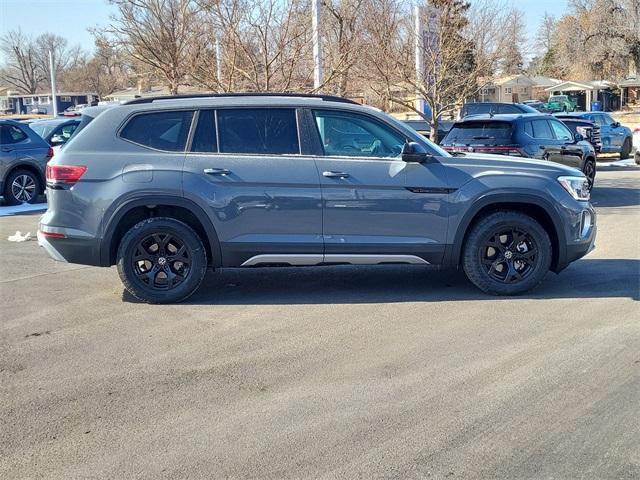 new 2025 Volkswagen Atlas car, priced at $45,046