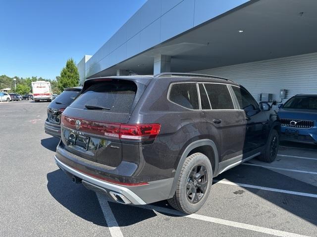 used 2025 Volkswagen Atlas car, priced at $45,900