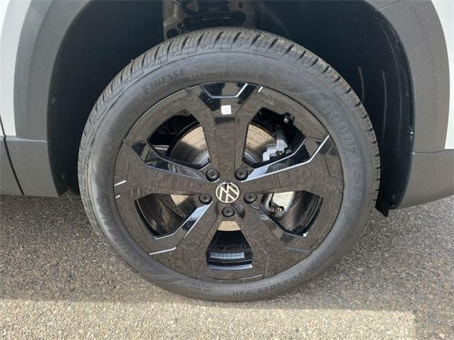 new 2025 Volkswagen Taos car, priced at $29,821