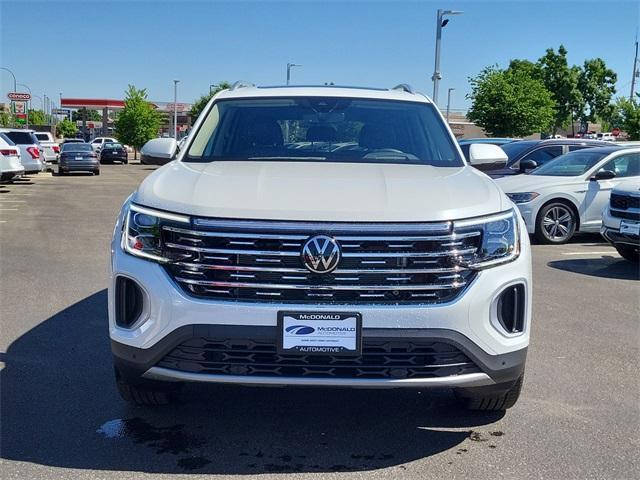 new 2024 Volkswagen Atlas car, priced at $43,452