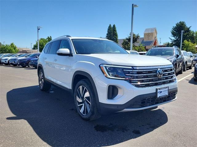 new 2024 Volkswagen Atlas car, priced at $43,452