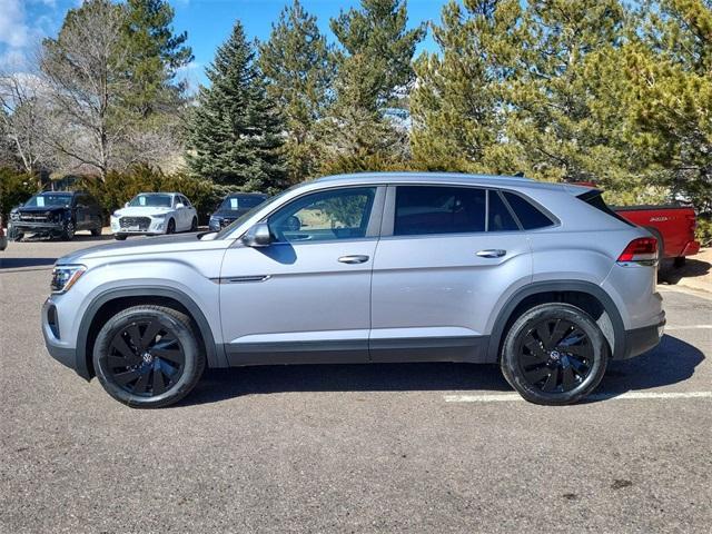 new 2024 Volkswagen Atlas Cross Sport car, priced at $41,555