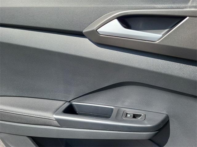 new 2025 Volkswagen Taos car, priced at $33,116