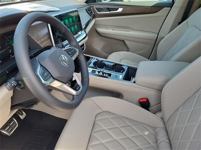 new 2025 Volkswagen Atlas car, priced at $48,970
