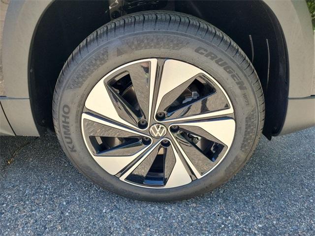 new 2025 Volkswagen Taos car, priced at $31,674