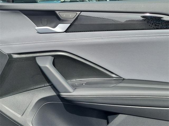 new 2025 Volkswagen Tiguan car, priced at $33,965