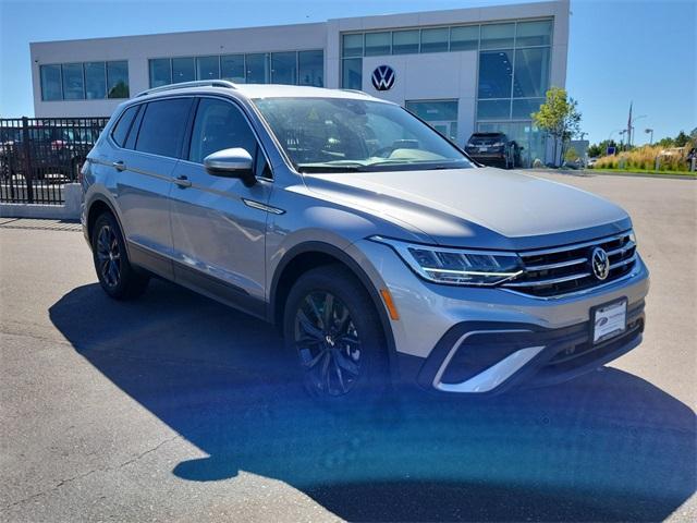 new 2024 Volkswagen Tiguan car, priced at $32,370