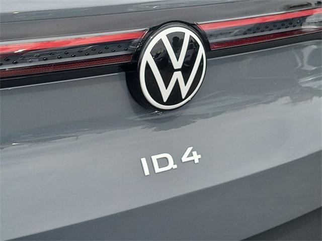 new 2025 Volkswagen ID.4 car, priced at $38,060