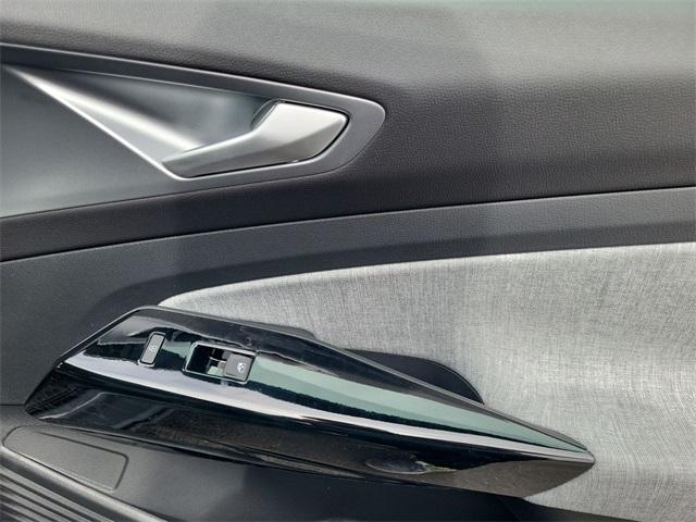 new 2025 Volkswagen ID.4 car, priced at $38,060