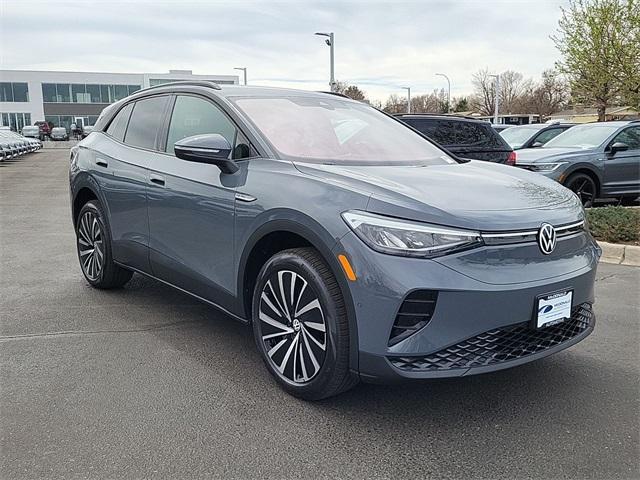 new 2025 Volkswagen ID.4 car, priced at $38,060