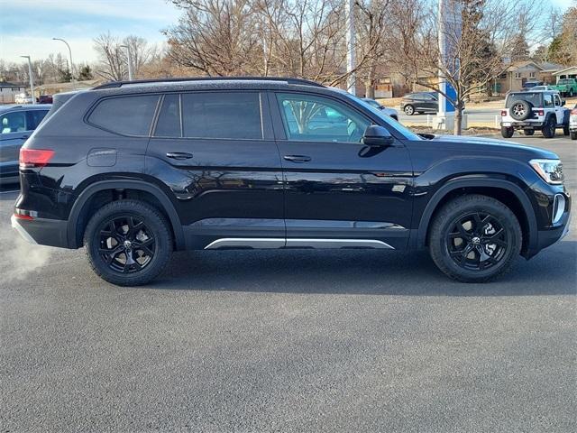 new 2025 Volkswagen Atlas car, priced at $46,002