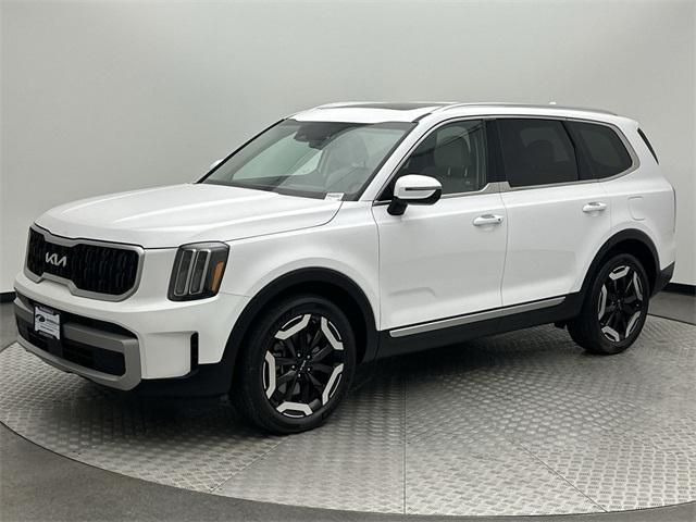 used 2023 Kia Telluride car, priced at $37,770