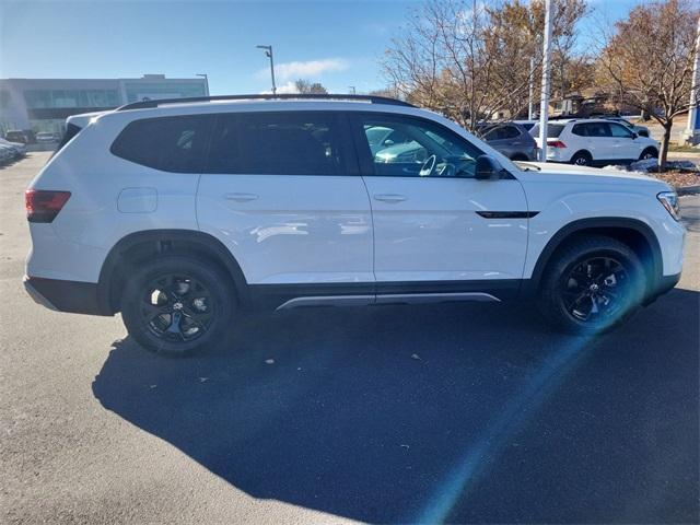 new 2024 Volkswagen Atlas car, priced at $43,519