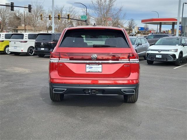new 2025 Volkswagen Atlas car, priced at $44,376