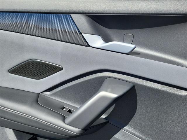 new 2025 Volkswagen Tiguan car, priced at $33,725