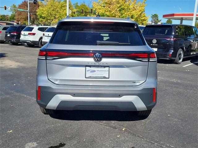 new 2025 Volkswagen Tiguan car, priced at $33,725