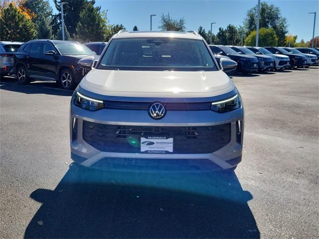 new 2025 Volkswagen Tiguan car, priced at $33,725