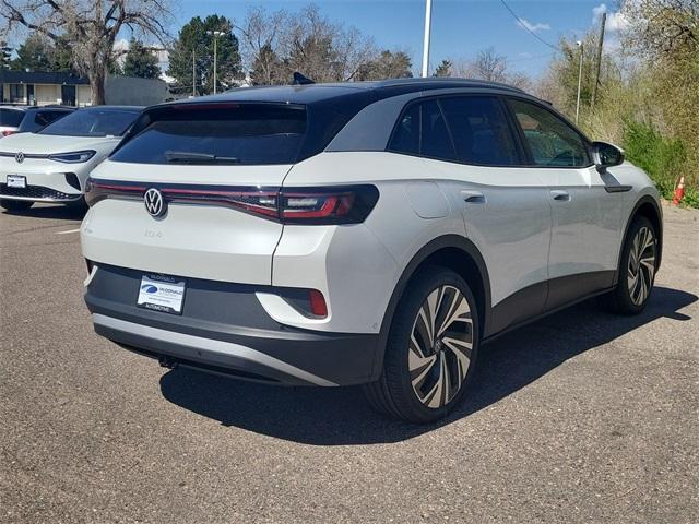 new 2025 Volkswagen ID.4 car, priced at $46,529