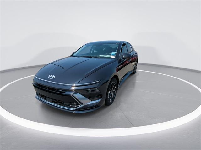 new 2025 Hyundai Sonata car, priced at $28,962