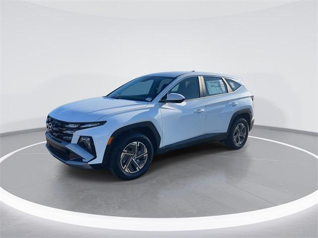 new 2026 Hyundai TUCSON Hybrid car, priced at $33,497