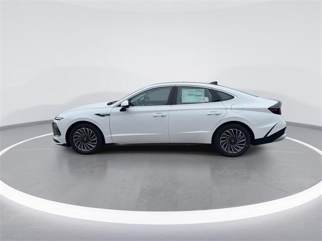 new 2026 Hyundai Sonata Hybrid car, priced at $32,875