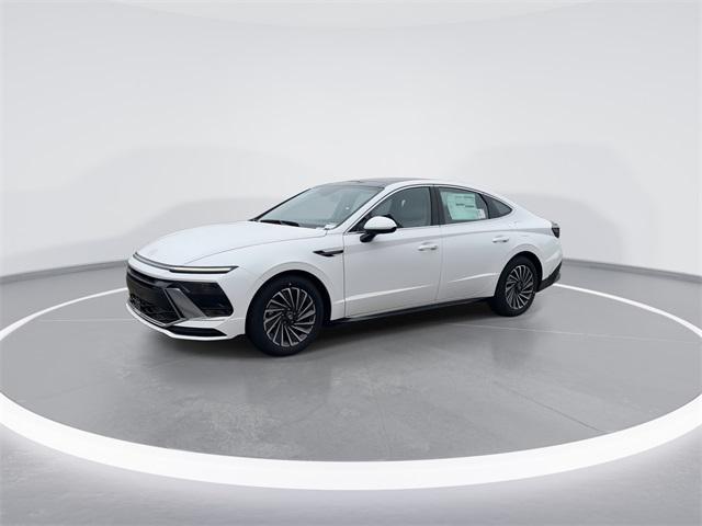 new 2026 Hyundai Sonata Hybrid car, priced at $32,875