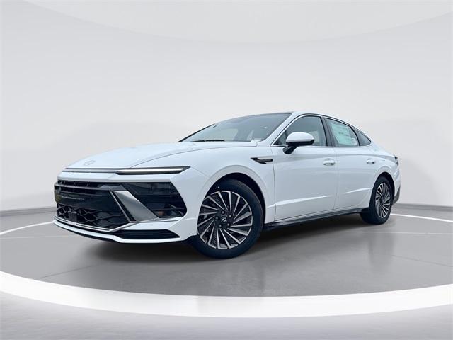new 2026 Hyundai Sonata Hybrid car, priced at $32,875