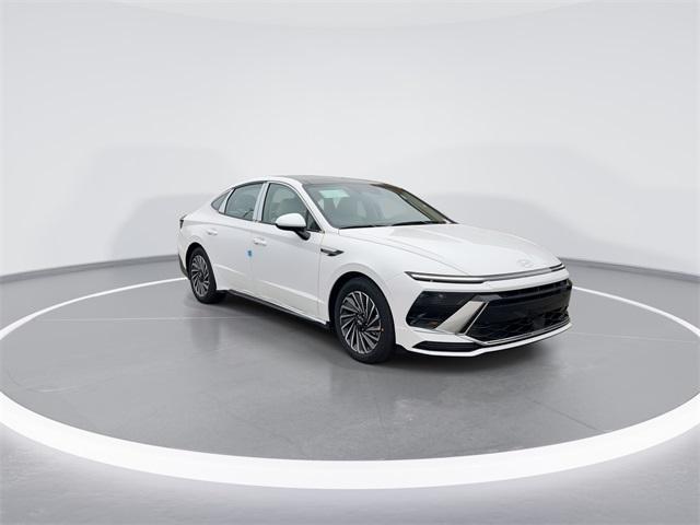 new 2026 Hyundai Sonata Hybrid car, priced at $32,875